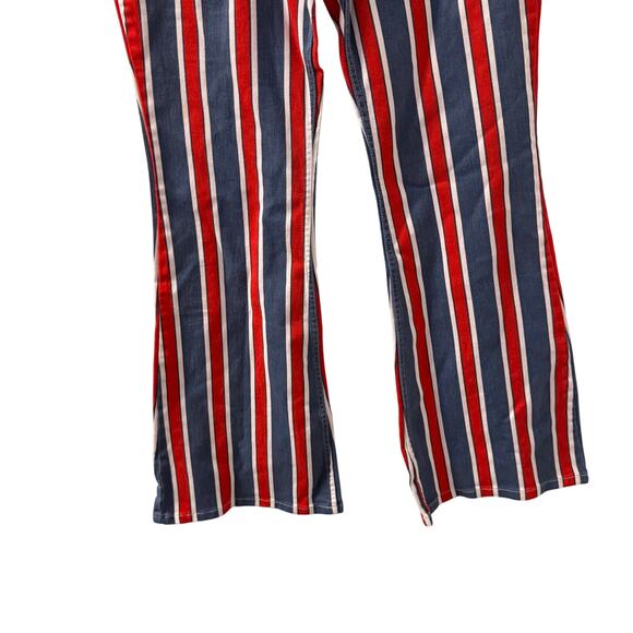 Wrangler Lainey Wilson Women's Patriotic Stripe Flare Jeans Star Spangled 10X32 - Picture 6 of 9